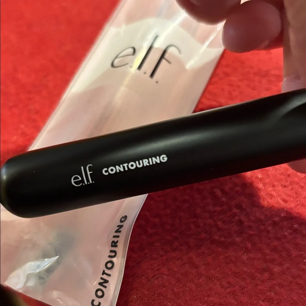 ELF Black Contouring Makeup Brush